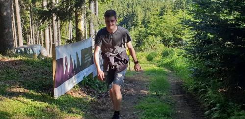 e180573b-ab9a-4da1-b581-397e0ee77619