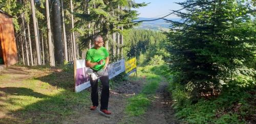 efb5bfe3-f2ba-4375-8ea1-6857f26a29ab